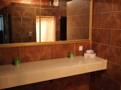 Qinghai Hengyu International Youth Hostel Xining Room photo